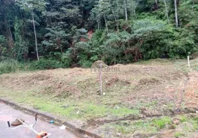 Foto 1 de Lote/Terreno à venda, 408m² em Martim de Sa, Caraguatatuba