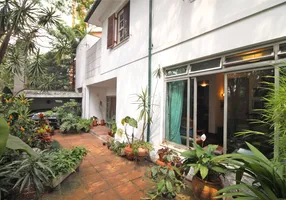 Foto 1 de Casa com 4 Quartos à venda, 165m² em Moema, São Paulo