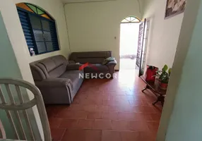 Foto 1 de Casa com 3 Quartos à venda, 360m² em Cardoso Barreiro, Belo Horizonte