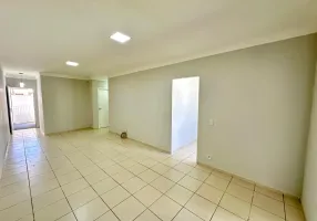 Foto 1 de Casa de Condomínio com 3 Quartos para alugar, 89m² em Jardim Imperial, Cuiabá