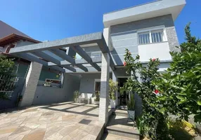 Foto 1 de Casa com 3 Quartos à venda, 152m² em Sarandi, Porto Alegre