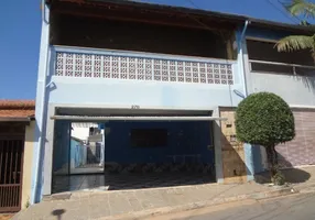 Foto 1 de Casa com 3 Quartos à venda, 179m² em Parque da Colina I, Itatiba