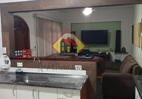 Foto 1 de Sobrado com 3 Quartos à venda, 156m² em Vila Aparecida, Taubaté