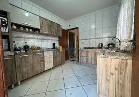 Foto 1 de Casa com 3 Quartos à venda, 122m² em Jardim Novo Oasis, Maringá