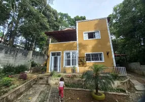 Foto 1 de Sobrado com 3 Quartos à venda, 110m² em Jardim Itatiaia, Embu das Artes