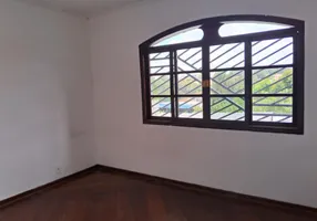 Foto 1 de Casa com 3 Quartos para alugar, 70m² em Jardim Ester Yolanda, São Paulo