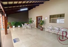 Foto 1 de Casa com 3 Quartos à venda, 180m² em Residencial Aquarios, Goiânia