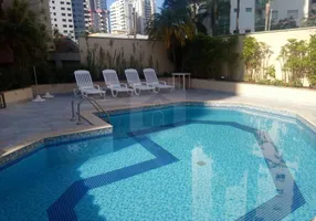 Foto 1 de Apartamento com 4 Quartos à venda, 208m² em Tabajaras, Uberlândia