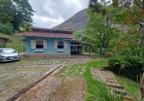 Foto 1 de Casa de Condomínio com 3 Quartos à venda, 320m² em Itaipava, Petrópolis