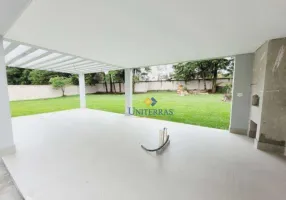 Foto 1 de Casa de Condomínio com 4 Quartos à venda, 243m² em Alphaville, Santana de Parnaíba