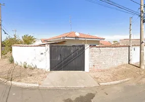 Foto 1 de Casa com 2 Quartos à venda, 62m² em Centro, Santa Rita do Passa Quatro