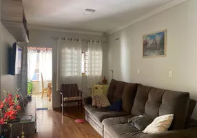 Foto 1 de Casa com 3 Quartos à venda, 180m² em Santa Mônica, Uberlândia