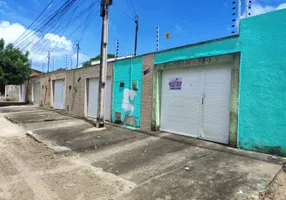 Foto 1 de Casa com 2 Quartos à venda, 150m² em Bom Jardim, Fortaleza