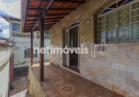 Foto 1 de Casa com 4 Quartos para alugar, 250m² em Carlos Prates, Belo Horizonte