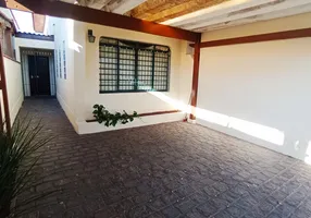 Foto 1 de Sobrado com 3 Quartos para alugar, 120m² em Jardim Pinheiros, São Paulo