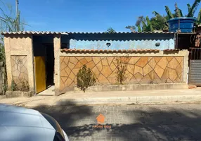 Foto 1 de Casa com 1 Quarto à venda, 100m² em Bacaxá, Saquarema