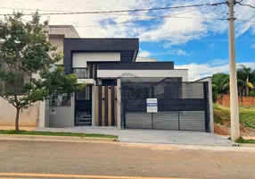 Foto 1 de Casa com 3 Quartos à venda, 158m² em BAIRRO PINHEIRINHO, Vinhedo