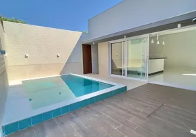 Foto 1 de Casa de Condomínio com 4 Quartos à venda, 232m² em Condomínio Belvedere, Cuiabá