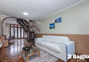Foto 1 de Casa com 3 Quartos à venda, 180m² em Campo Comprido, Curitiba