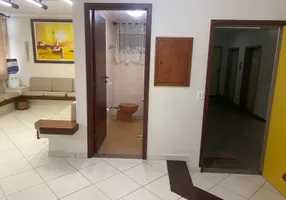 Foto 1 de Consultório com 4 Quartos para venda ou aluguel, 110m² em Gonzaga, Santos