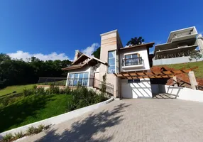 Foto 1 de Casa de Condomínio com 4 Quartos à venda, 300m² em Bavária, Gramado