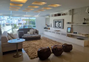 Foto 1 de Apartamento com 5 Quartos para alugar, 400m² em Barra da Tijuca, Rio de Janeiro