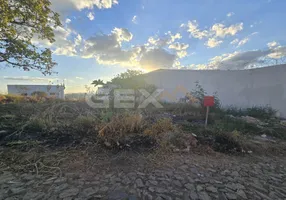 Foto 1 de Lote/Terreno à venda, 320m² em Nacoes, Divinópolis