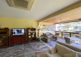 Foto 1 de Apartamento com 3 Quartos à venda, 194m² em Jardim Oceanico, Rio de Janeiro