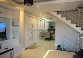 Foto 1 de Sobrado com 3 Quartos à venda, 240m² em Horto Santo Antonio, Jundiaí