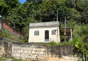 Foto 1 de Casa com 2 Quartos para alugar, 60m² em Saco, Magé