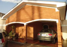 Foto 1 de Casa com 3 Quartos à venda, 160m² em Vila Xavier, Araraquara