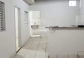 Foto 1 de Casa com 2 Quartos à venda, 100m² em Osvaldo Rezende, Uberlândia