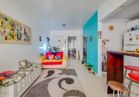 Foto 1 de Apartamento com 1 Quarto à venda, 31m² em Teresópolis, Porto Alegre