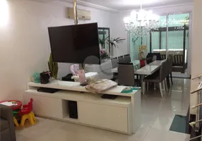 Foto 1 de Casa de Condomínio com 3 Quartos à venda, 420m² em Saúde, São Paulo