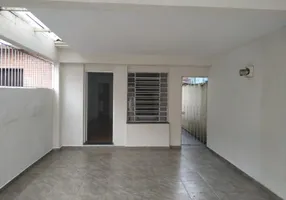 Foto 1 de Casa com 2 Quartos para alugar, 90m² em Jardim Marajoara, São Paulo