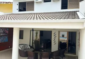 Foto 1 de Casa com 3 Quartos à venda, 298m² em Tabajaras, Uberlândia