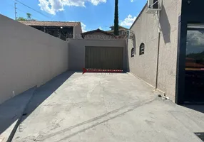 Foto 1 de Casa com 3 Quartos para alugar, 180m² em Setor Sul, Goiânia