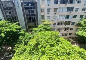 Foto 1 de Apartamento com 4 Quartos para venda ou aluguel, 240m² em Ipanema, Rio de Janeiro