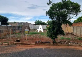 Foto 1 de Lote/Terreno à venda, 360m² em Aclimacao, Uberlândia