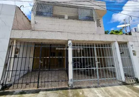 Foto 1 de Casa com 2 Quartos para alugar, 110m² em Casa Amarela, Recife