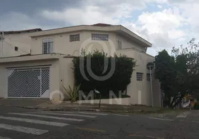 Foto 1 de Casa com 3 Quartos à venda, 240m² em Vila Scarpelli, Santo André