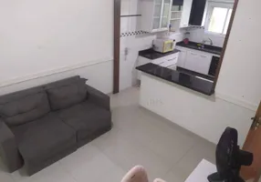 Foto 1 de Casa de Condomínio com 2 Quartos à venda, 68m² em Maracanã, Praia Grande