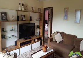 Foto 1 de Casa com 3 Quartos à venda, 214m² em Jardim Meudon, Teresópolis