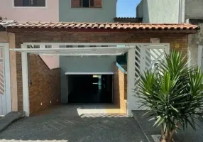 Foto 1 de Sobrado com 3 Quartos à venda, 137m² em Vila Constança, São Paulo