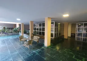 Foto 1 de Apartamento com 3 Quartos para alugar, 75m² em Setor Bueno, Goiânia