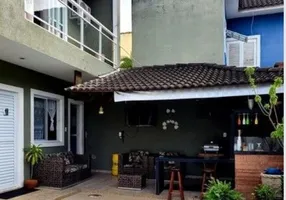 Foto 1 de Casa de Condomínio com 3 Quartos à venda, 220m² em Camorim, Rio de Janeiro