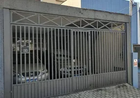 Foto 1 de Sobrado com 2 Quartos à venda, 196m² em Jardim do Mar, São Bernardo do Campo