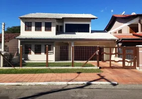 Foto 1 de Sobrado com 3 Quartos à venda, 190m² em Zona Nova, Capão da Canoa