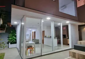 Foto 1 de Casa de Condomínio com 4 Quartos à venda, 246m² em Jardim Rodeio, Mogi das Cruzes