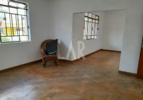 Foto 1 de Casa com 5 Quartos à venda, 689m² em Centro, Mateus Leme